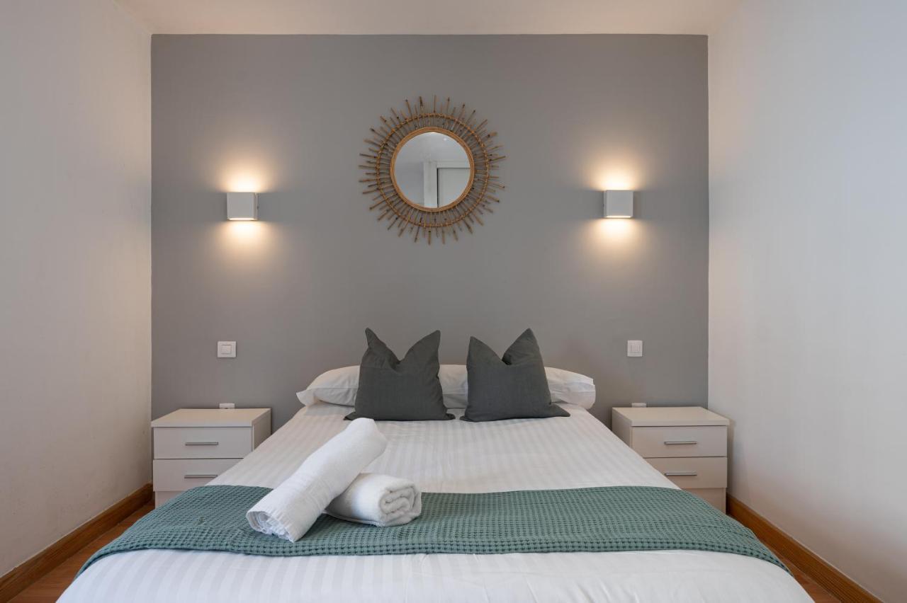 Homeforguest Apartment With Pool And Terrace 1 Min From The Beach Κοραλέχο Εξωτερικό φωτογραφία