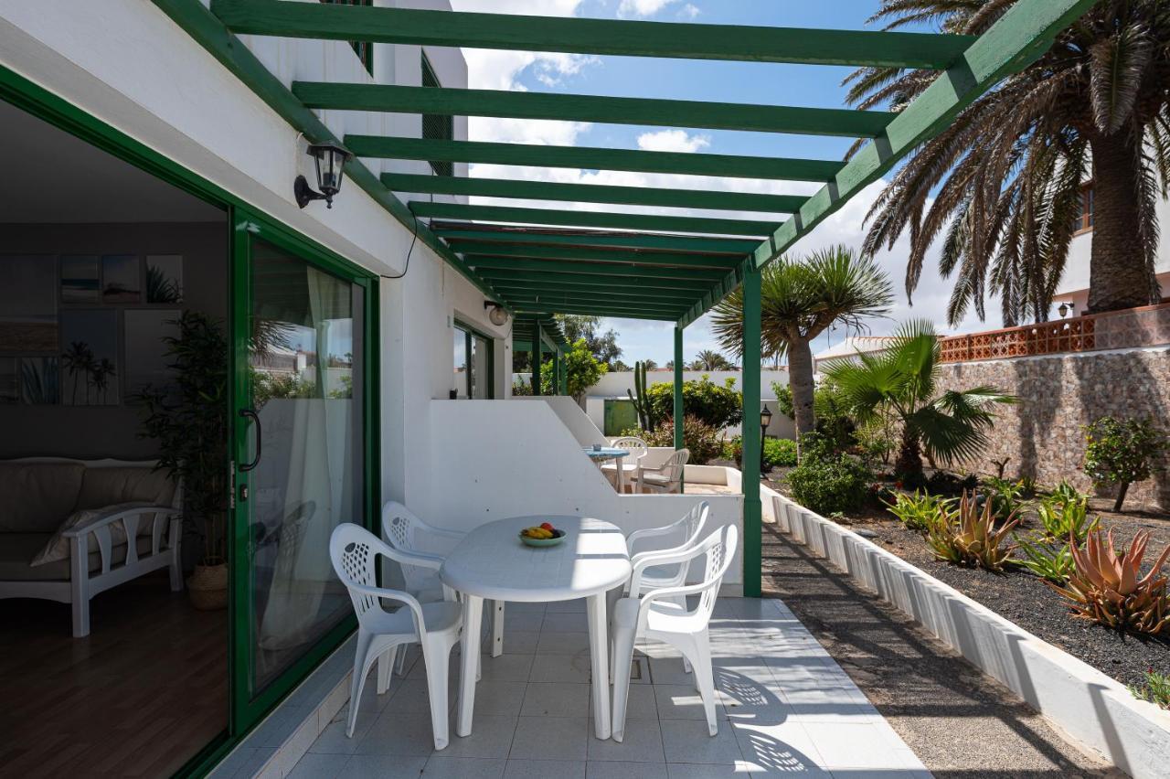 Homeforguest Apartment With Pool And Terrace 1 Min From The Beach Κοραλέχο Εξωτερικό φωτογραφία